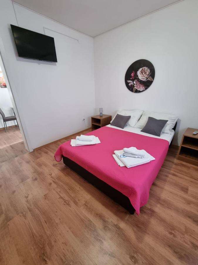 Apartments Lili Biograd na Moru Kültér fotó