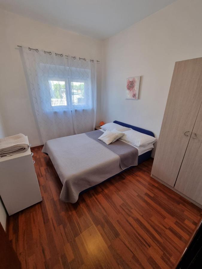 Apartments Lili Biograd na Moru Kültér fotó