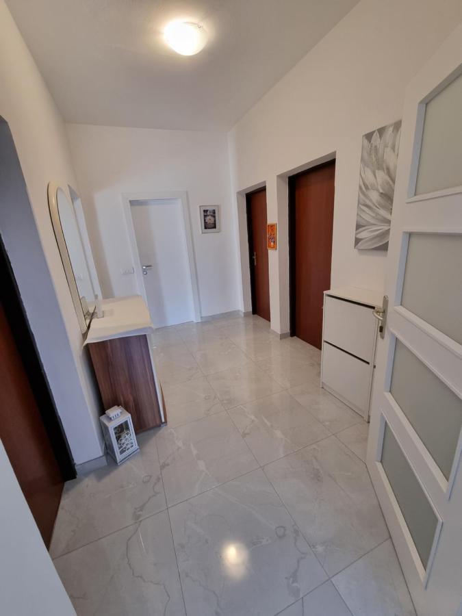 Apartments Lili Biograd na Moru Kültér fotó