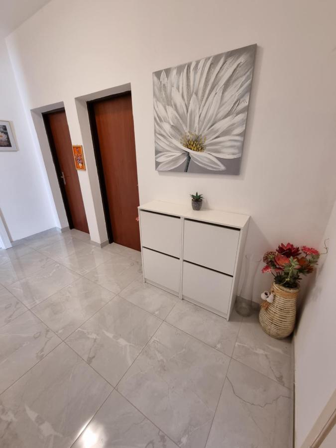 Apartments Lili Biograd na Moru Kültér fotó