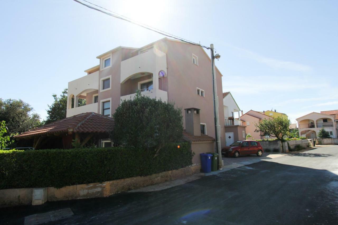 Apartments Lili Biograd na Moru Kültér fotó