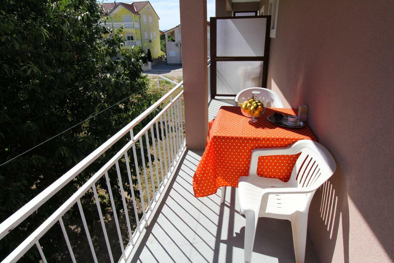Apartments Lili Biograd na Moru Kültér fotó