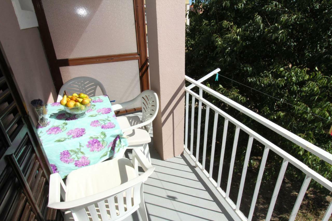 Apartments Lili Biograd na Moru Kültér fotó