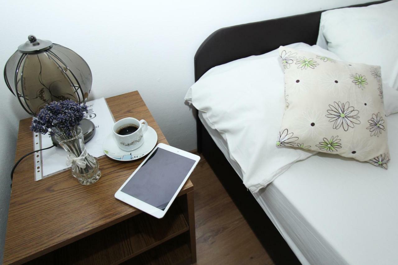 Apartments Lili Biograd na Moru Kültér fotó