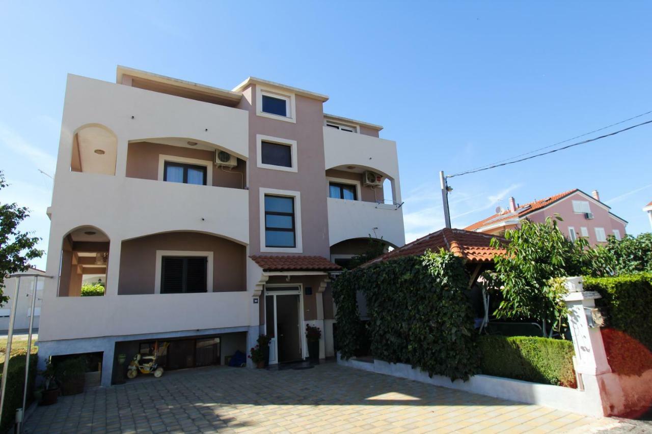 Apartments Lili Biograd na Moru Kültér fotó